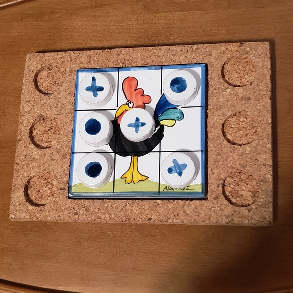 Rooster Tic-Tac-Toe Game Algarve Pottery on Cork - Picture 6 of 7